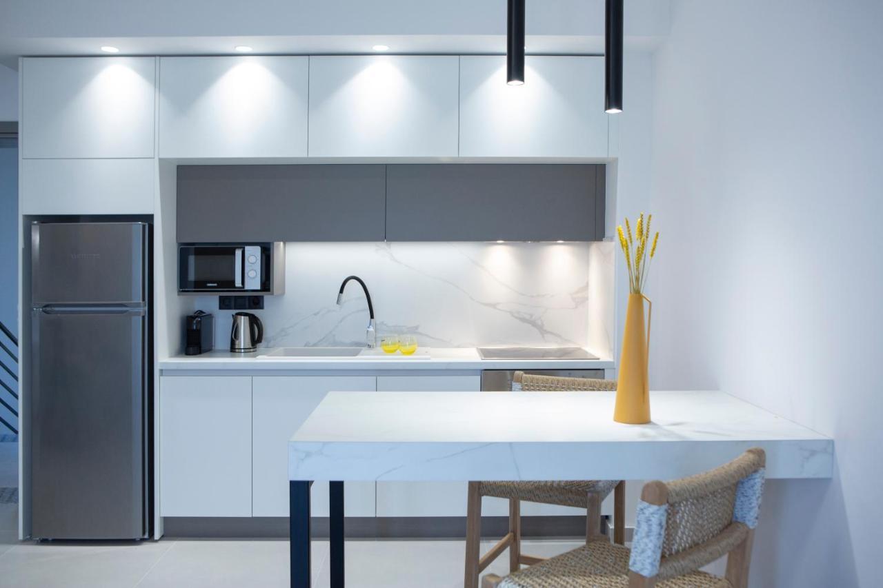 Achillion Suites Lefkada City ภายนอก รูปภาพ