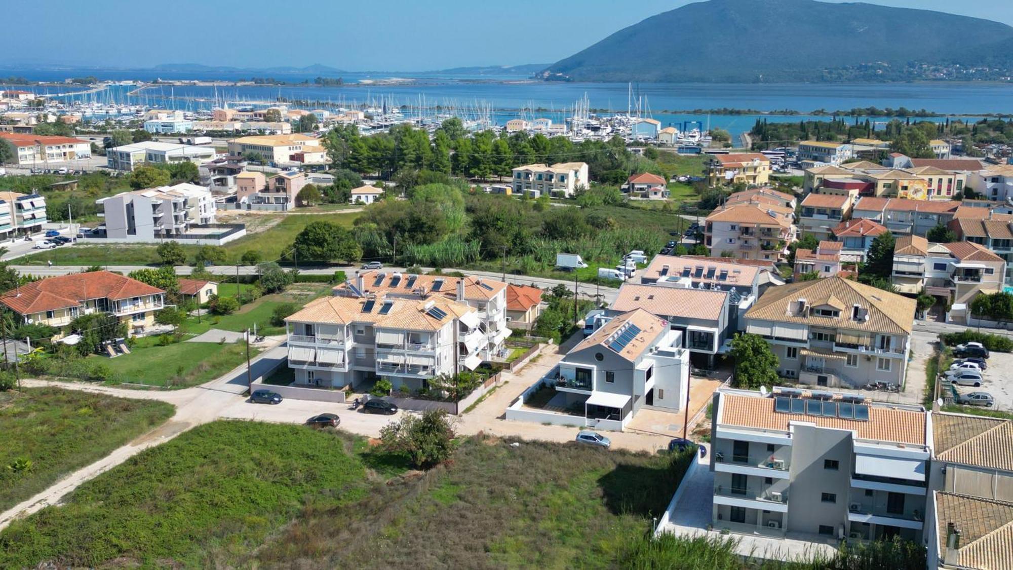 Achillion Suites Lefkada City ภายนอก รูปภาพ